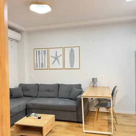 3 Min Walk Apartment Golem (Tirana)
